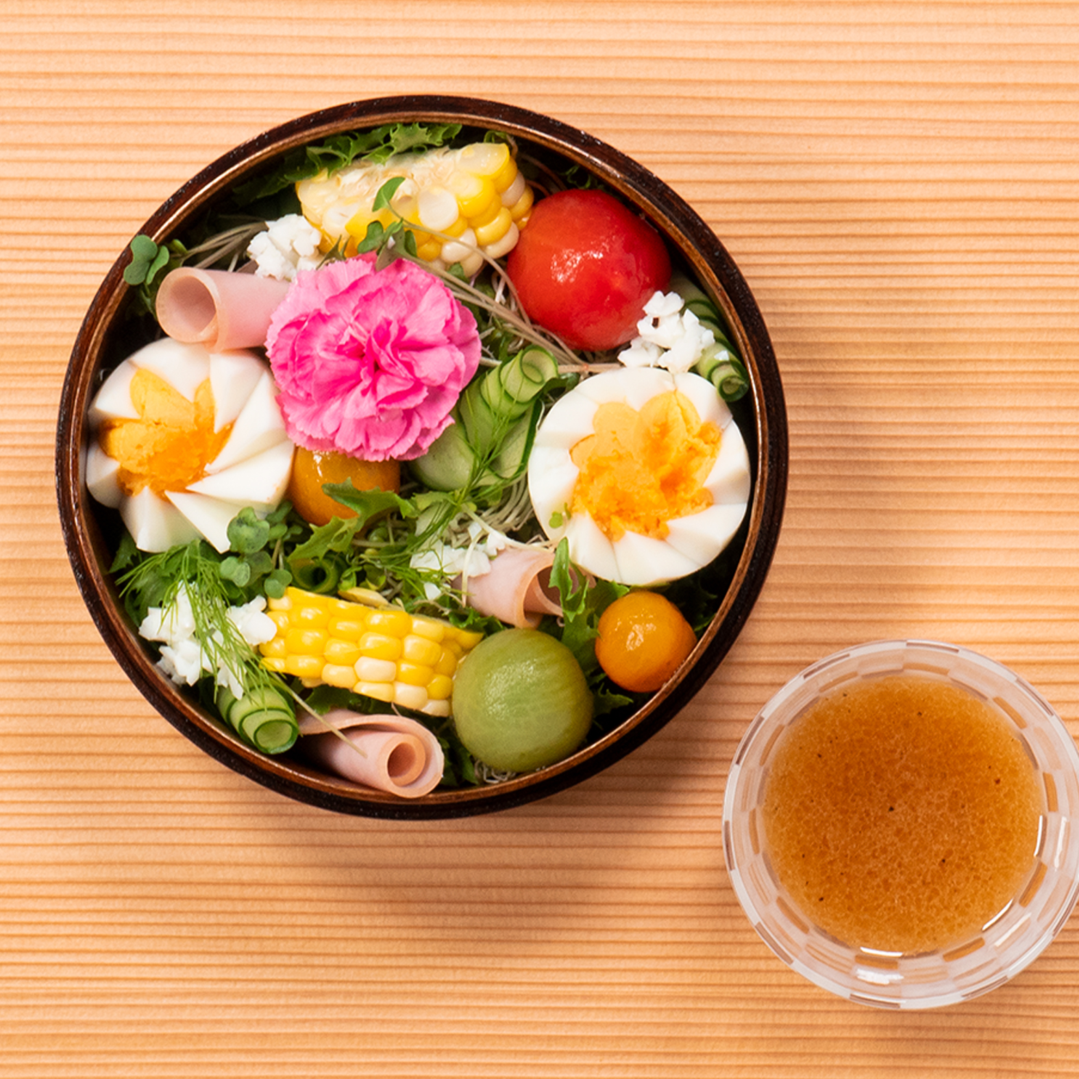 Bouquet salad Bento